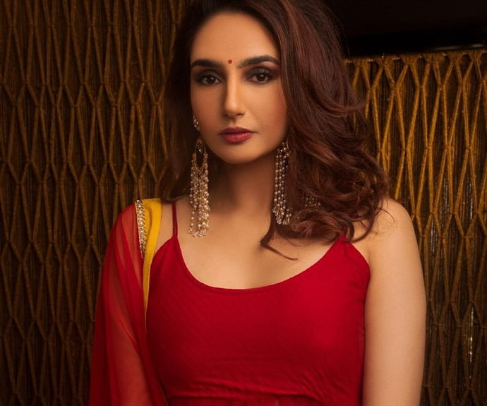 ragini dwivedi