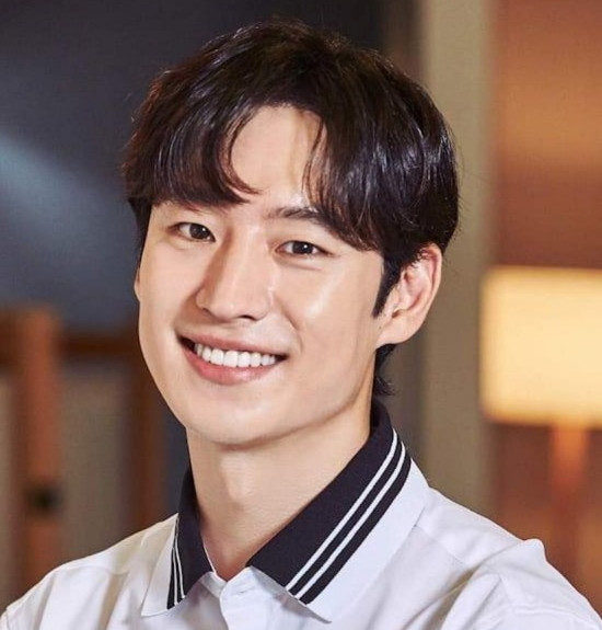 lee je-hoon