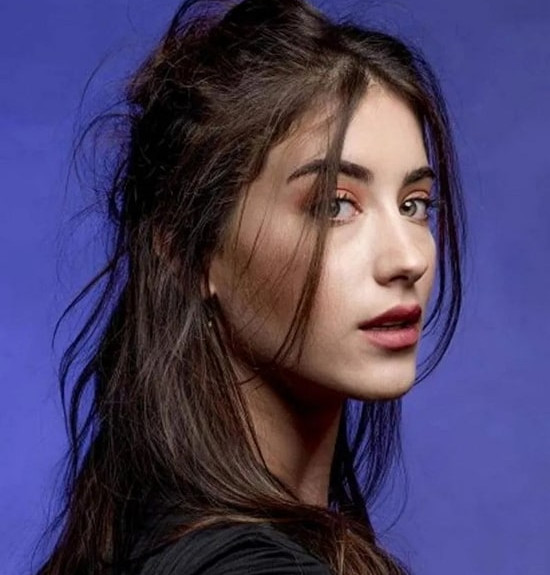 hazal kaya