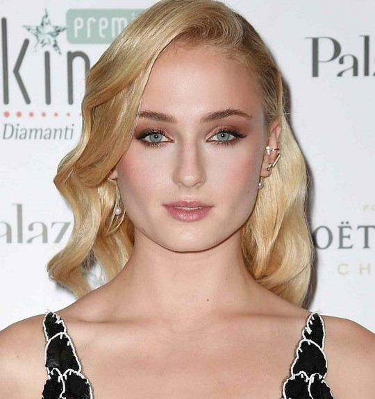 sophie turner