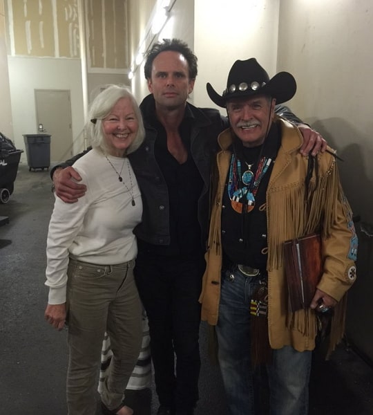 walton goggins parents