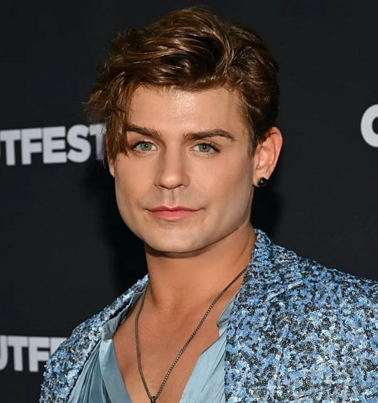 garrett clayton