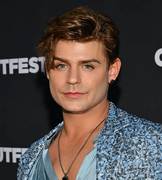 garrett clayton