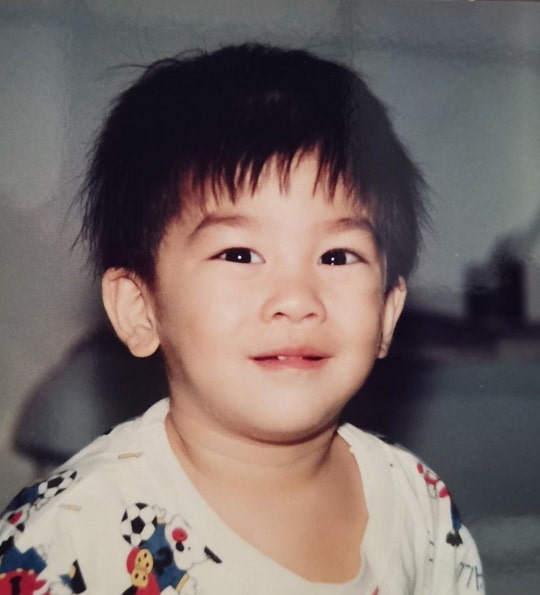 mew suppasit childhood pic