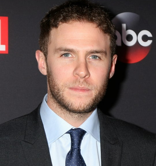 iain de caestecker