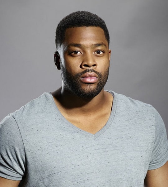 LaRoyce Hawkins Age, Net Worth, Girlfriend, Family, Height and