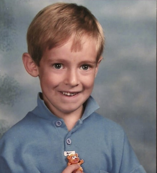 thomas middleditch childhood pic