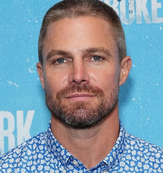 stephen amell