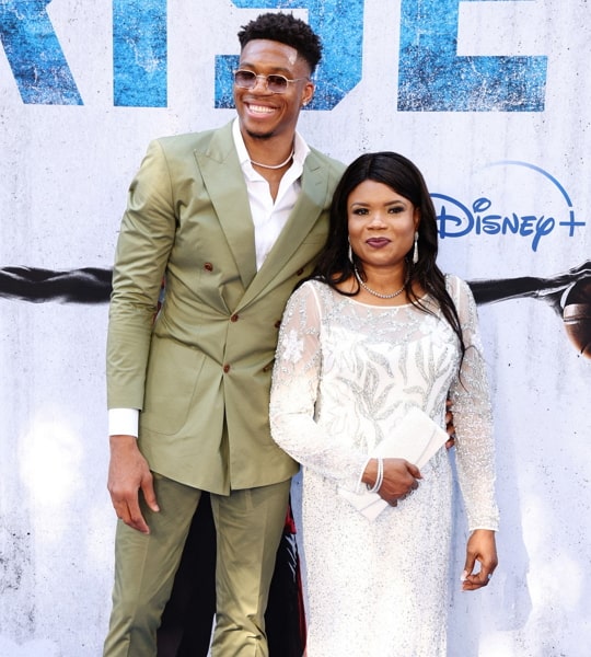 giannis antetokounmpo mother