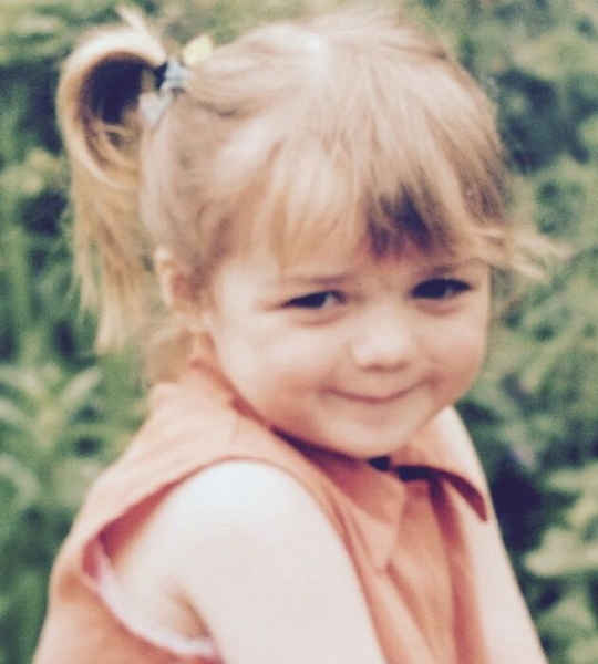 maisie williams childhood