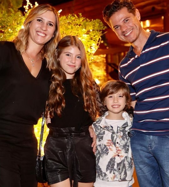 lorena queiroz family